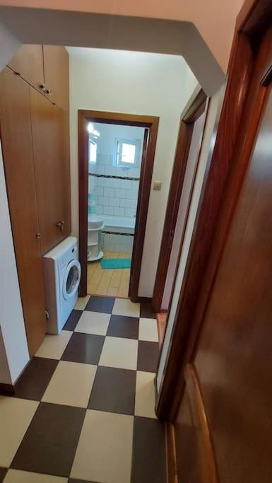 Appartamento Cosy Close To Center With Parking Lot *
