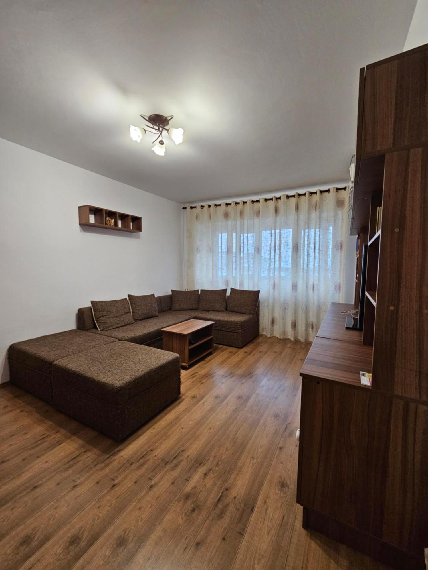 Cosy Close To Center With Parking Lot Appartamento Bucarest