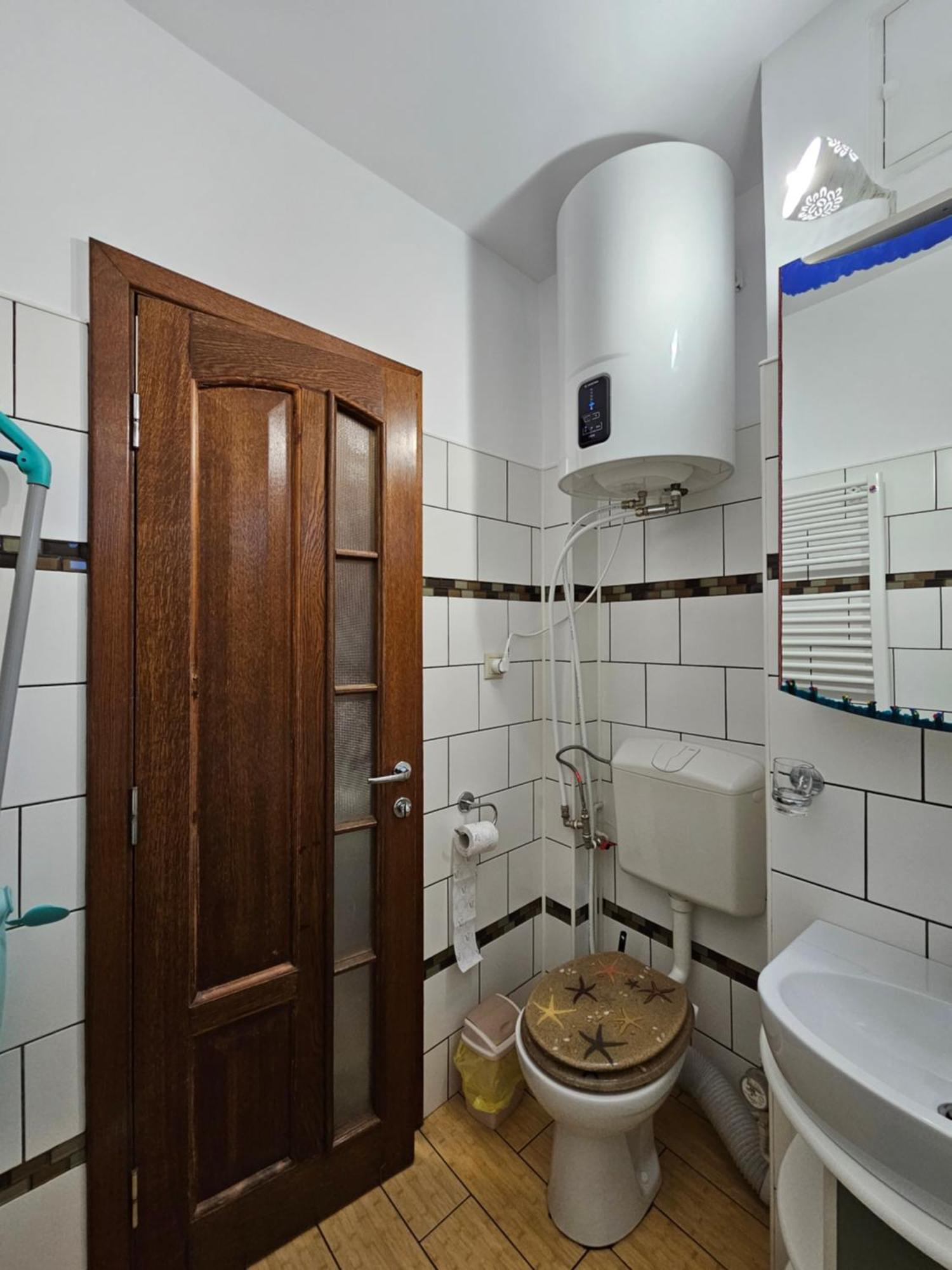 Cosy Close To Center With Parking Lot Appartamento *