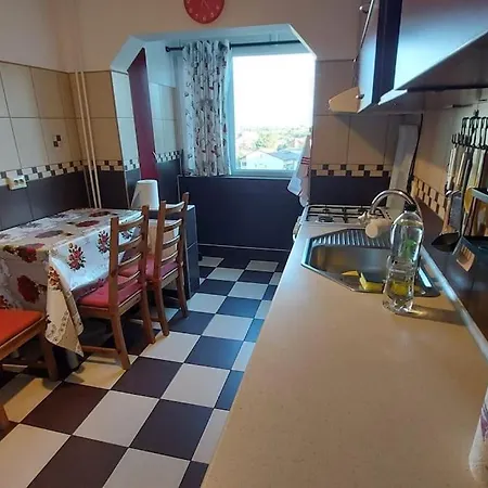 Cosy Apartment Close To City Center With Parking Lot Bucarest Esterno foto